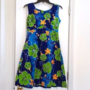 Royal Hawaiian Vintage Barkcloth, Pleated Rear, Dress!